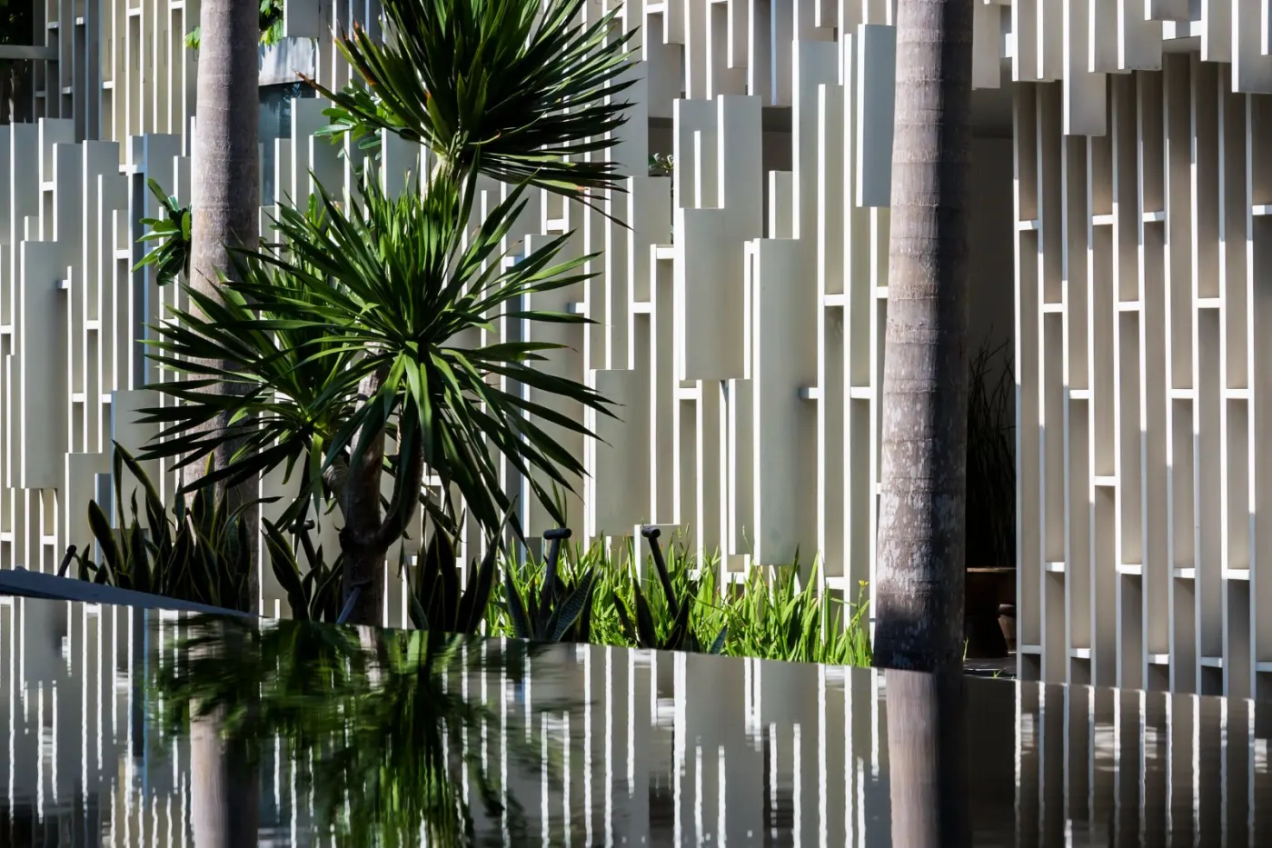 Architectural Sunshade Villa Gallery Detail
